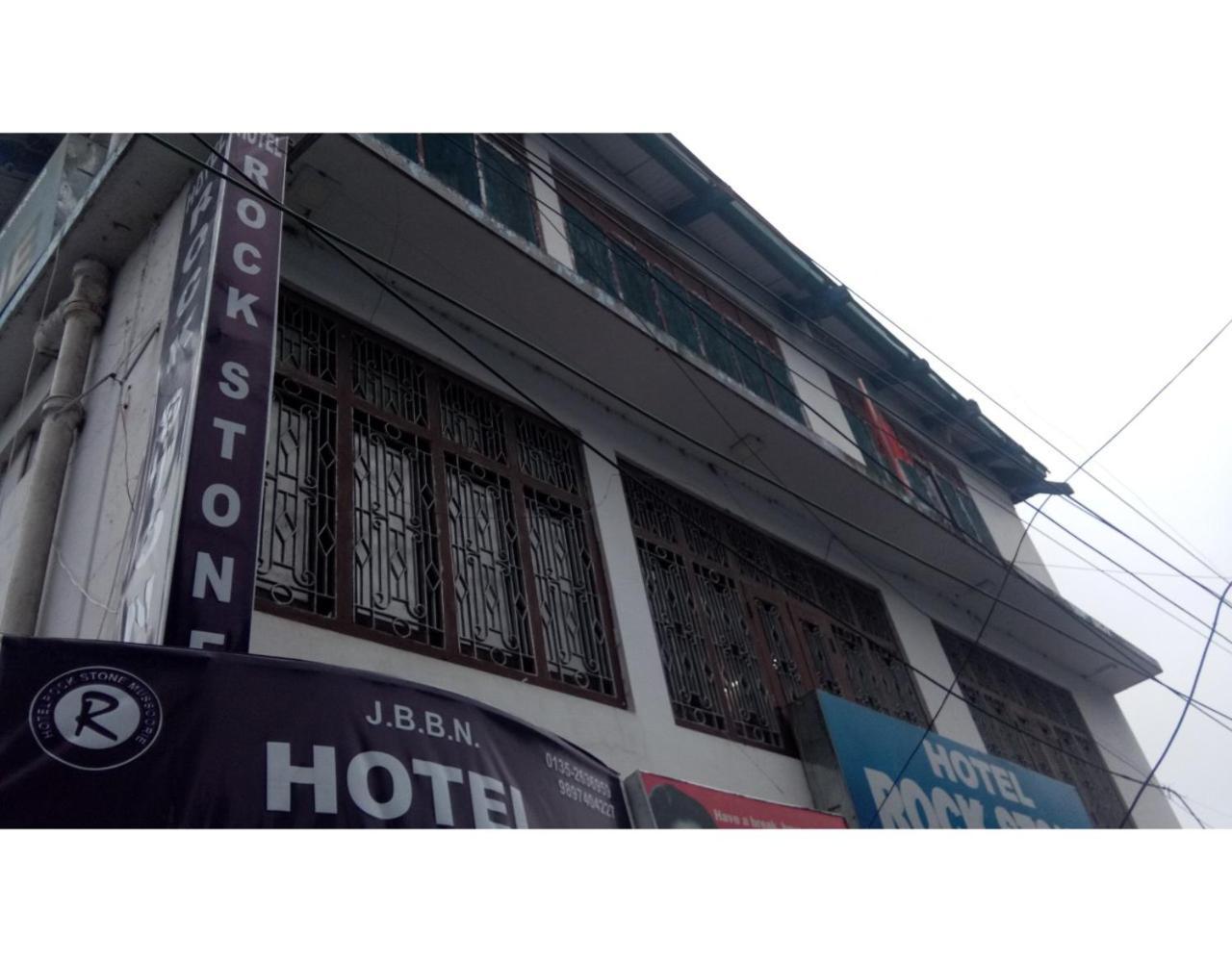 Hotel Rock Stone Масурі Екстер'єр фото